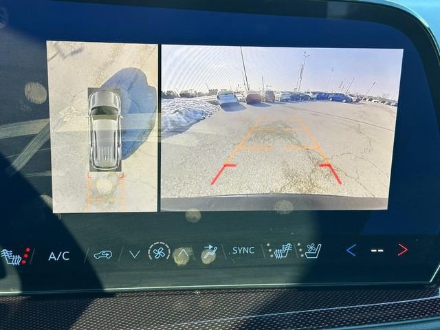 Certified 2024 Chevrolet Traverse RS image 25