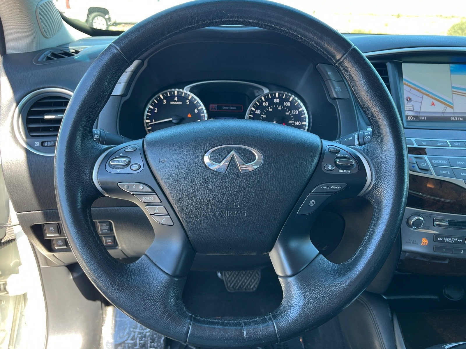 Used 2015 INFINITI QX60 Luxe w/ Deluxe Touring Package AWD/4WD image 18