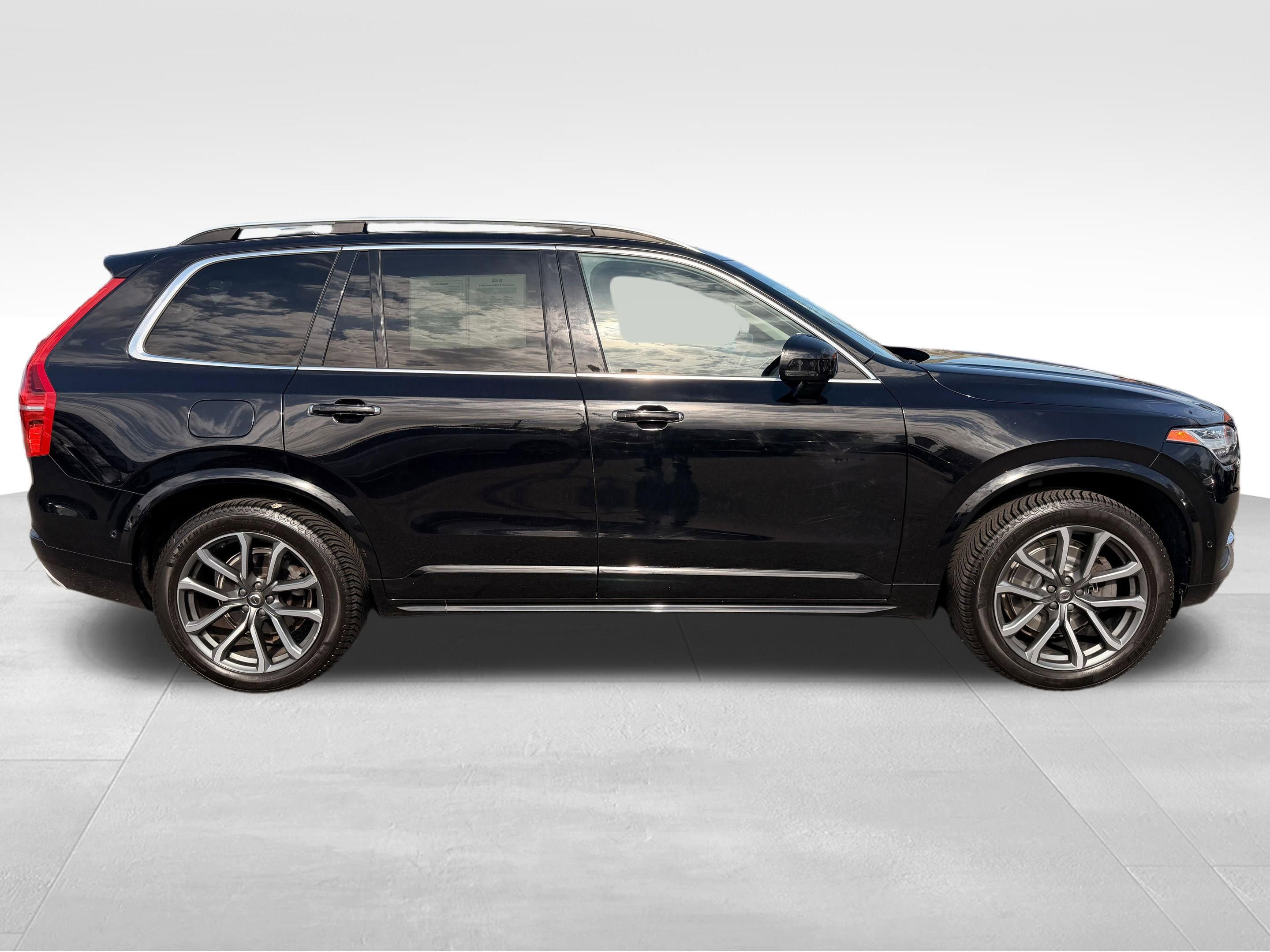 Used 2019 Volvo XC90 T6 Momentum w/ Advanced Package AWD/4WD image 4
