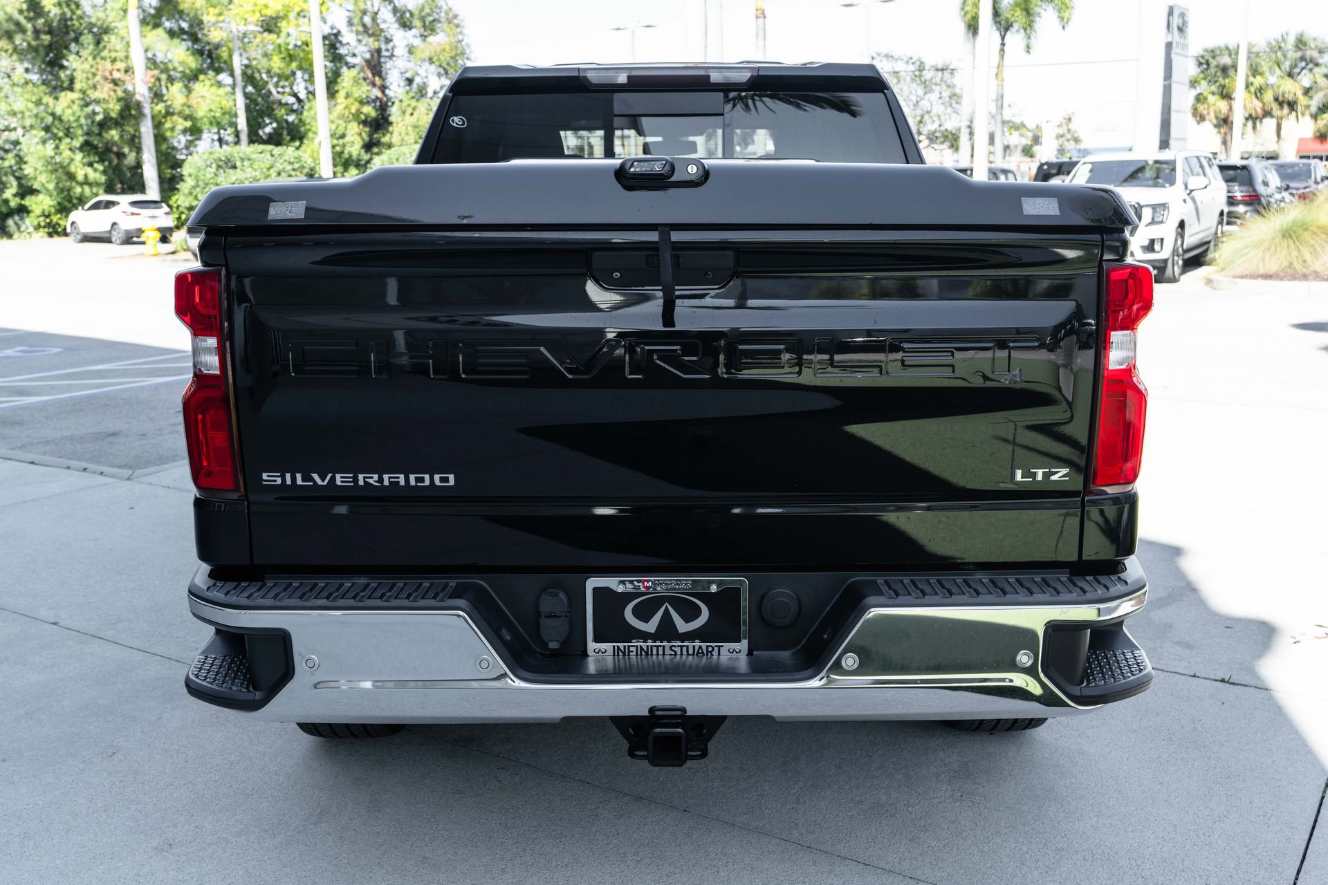 Used 2021 Chevrolet Silverado 1500 LTZ image 24