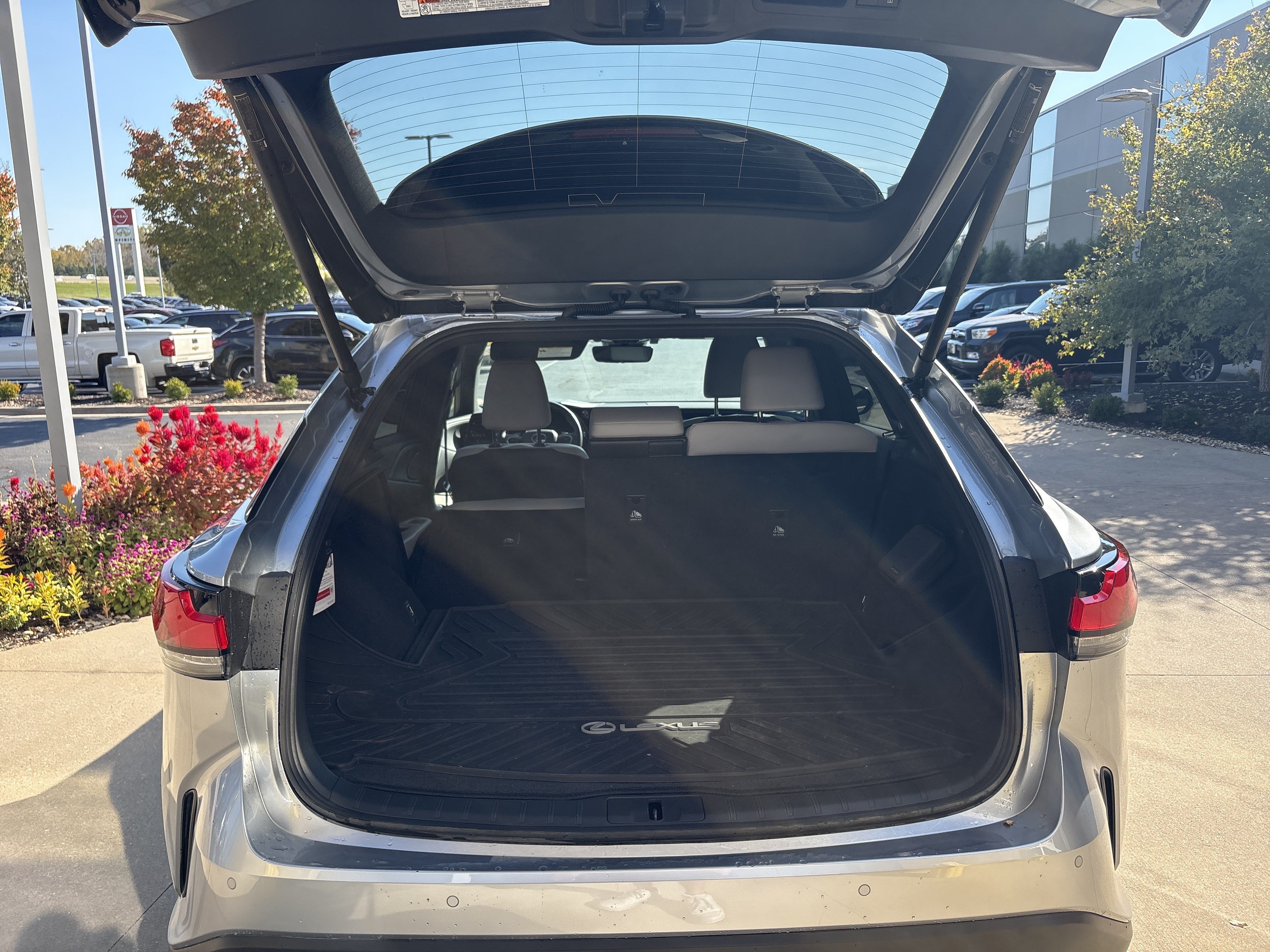 Used 2024 Lexus RX 350 Premium w/ Convenience Package FWD image 32