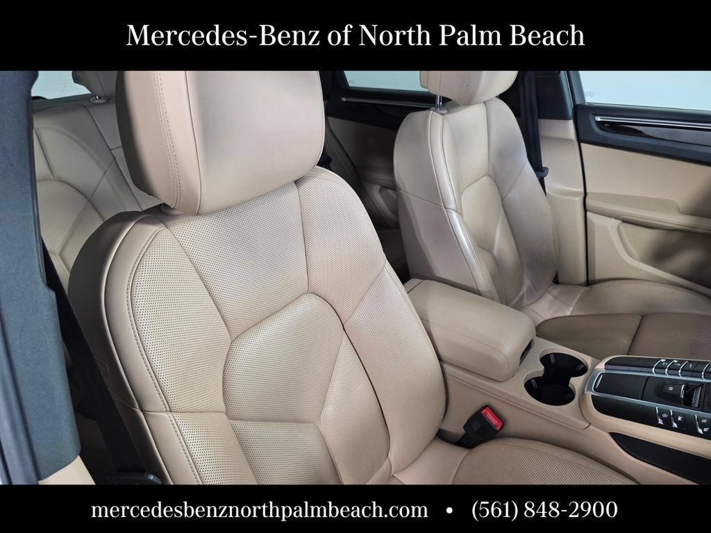 Used 2021 Porsche Macan AWD/4WD image 29