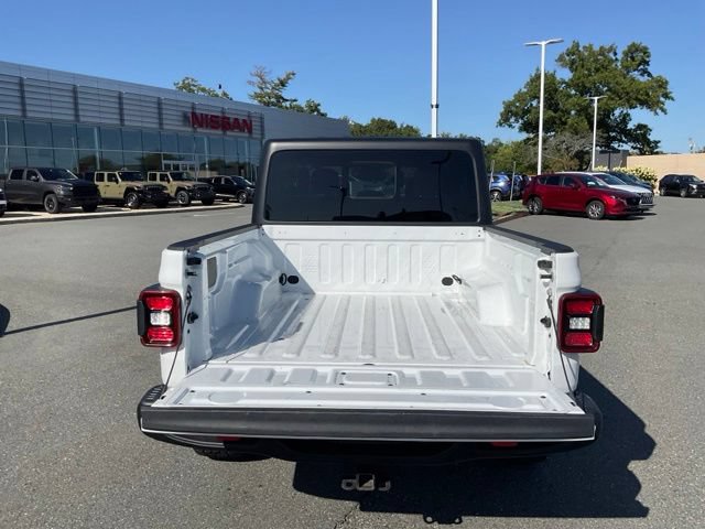 Used 2026 Jeep Gladiator Rubicon AWD/4WD image 8