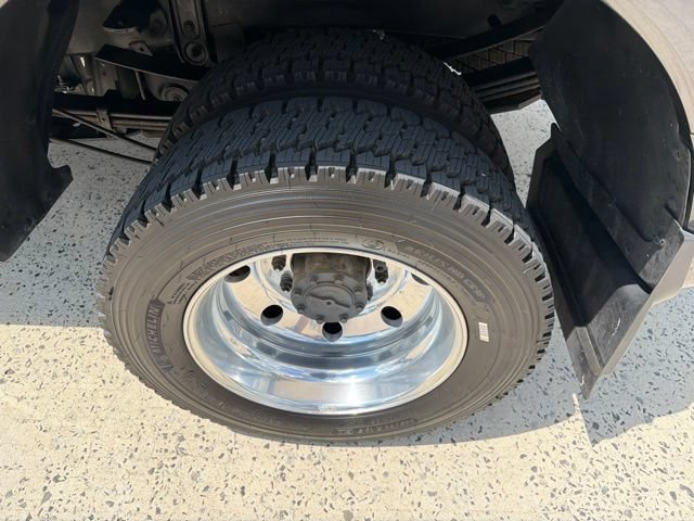 Used 2020 Ford F450 Platinum w/ FX4 Off-Road Package AWD/4WD image 17