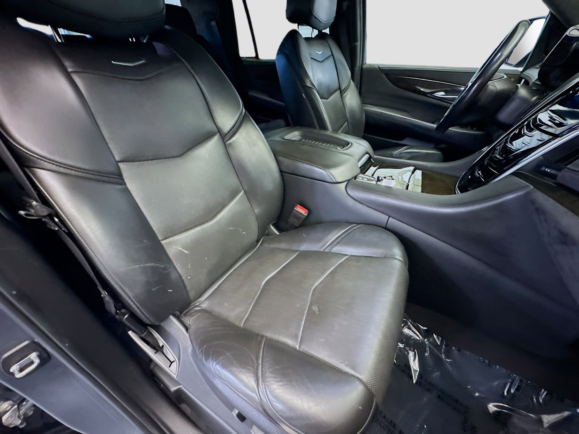 Used 2020 Cadillac Escalade Platinum image 15