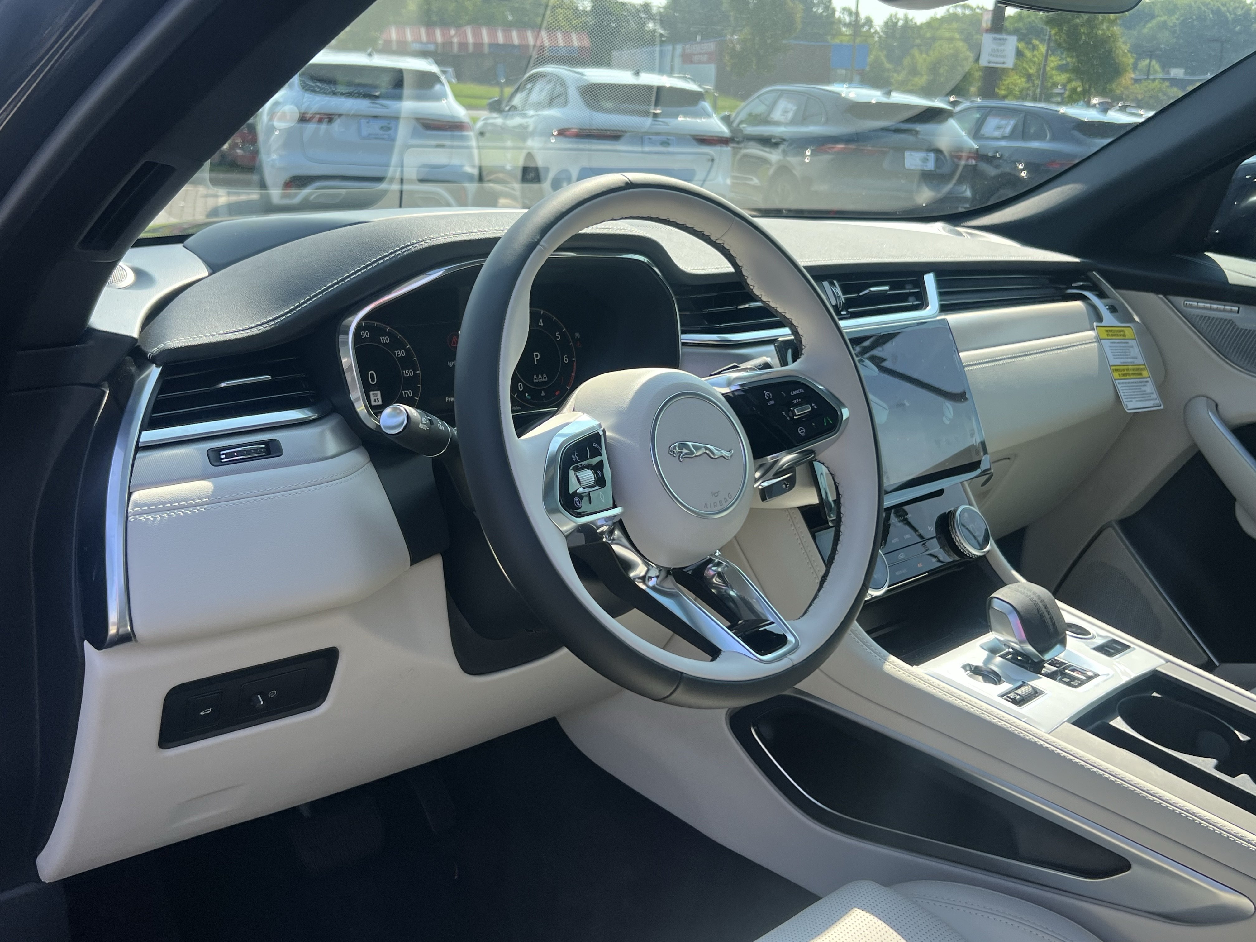 New 2026 Jaguar F-PACE R-Dynamic S AWD/4WD image 12