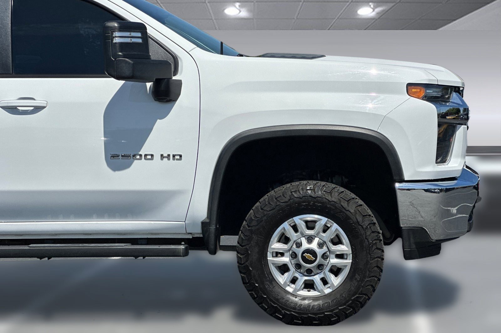 Used 2023 Chevrolet Silverado 2500 LT AWD/4WD image 21