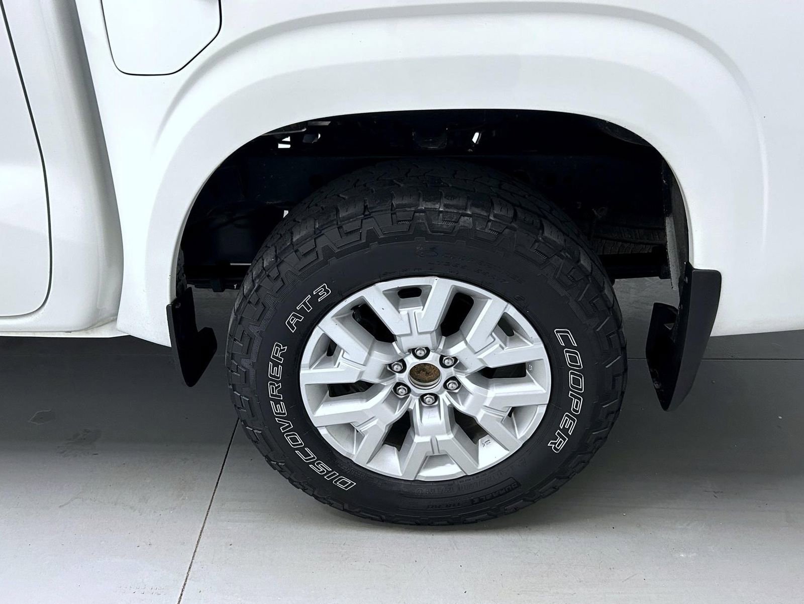 Used 2022 Nissan Frontier SV image 22