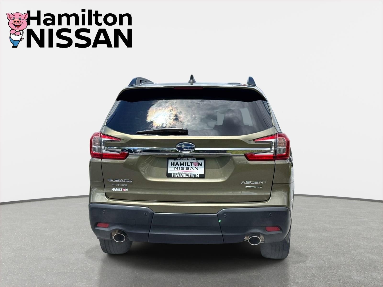 Used 2023 Subaru Ascent Limited w/ Technology Package AWD/4WD image 3