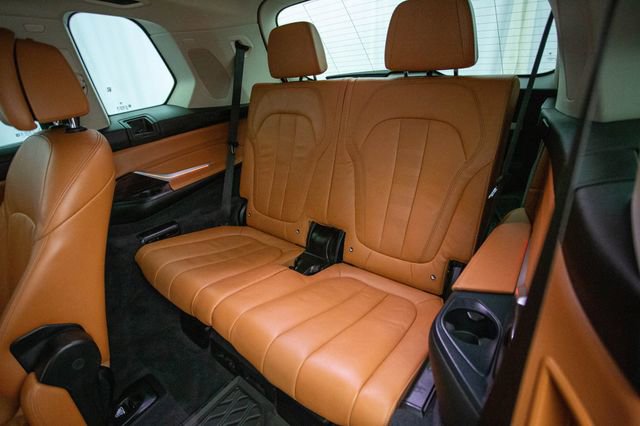 Used 2020 BMW X7 xDrive40i w/ Executive Package image 26