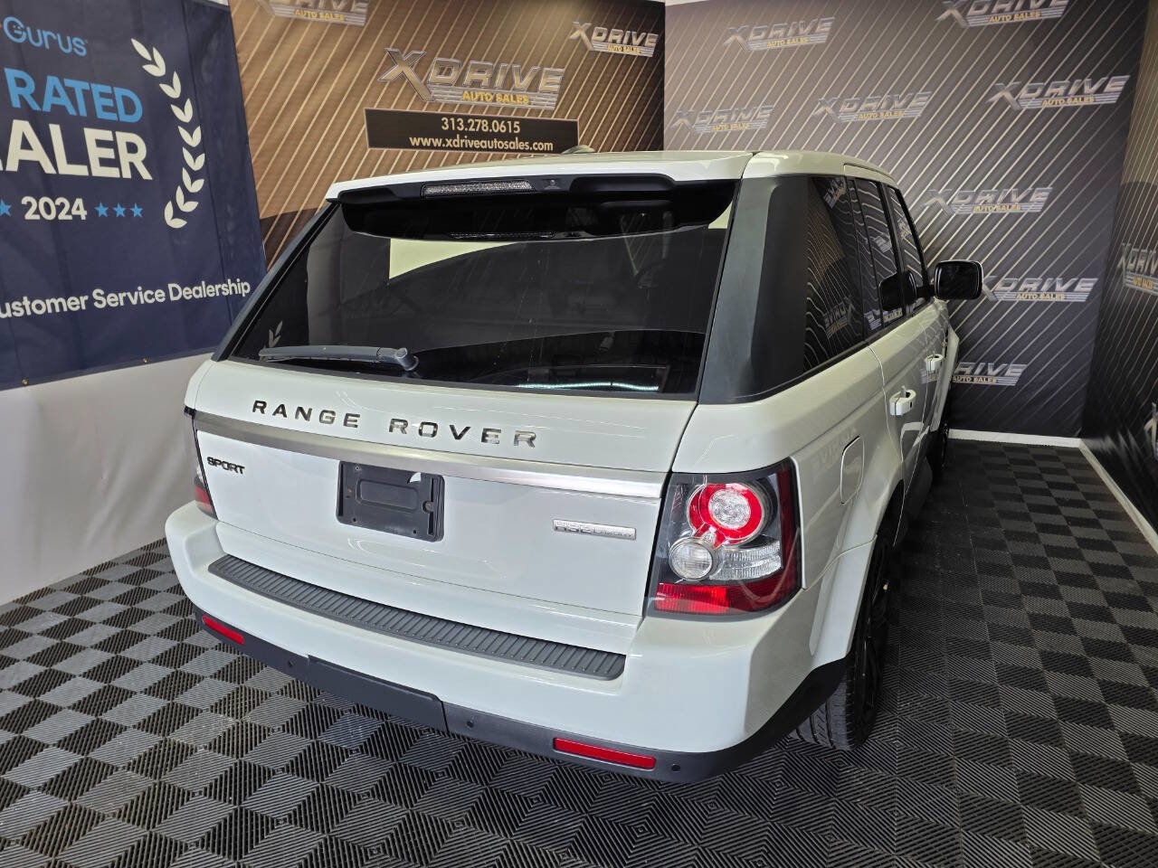 Used 2012 Land Rover Range Rover Sport HSE LUX image 16