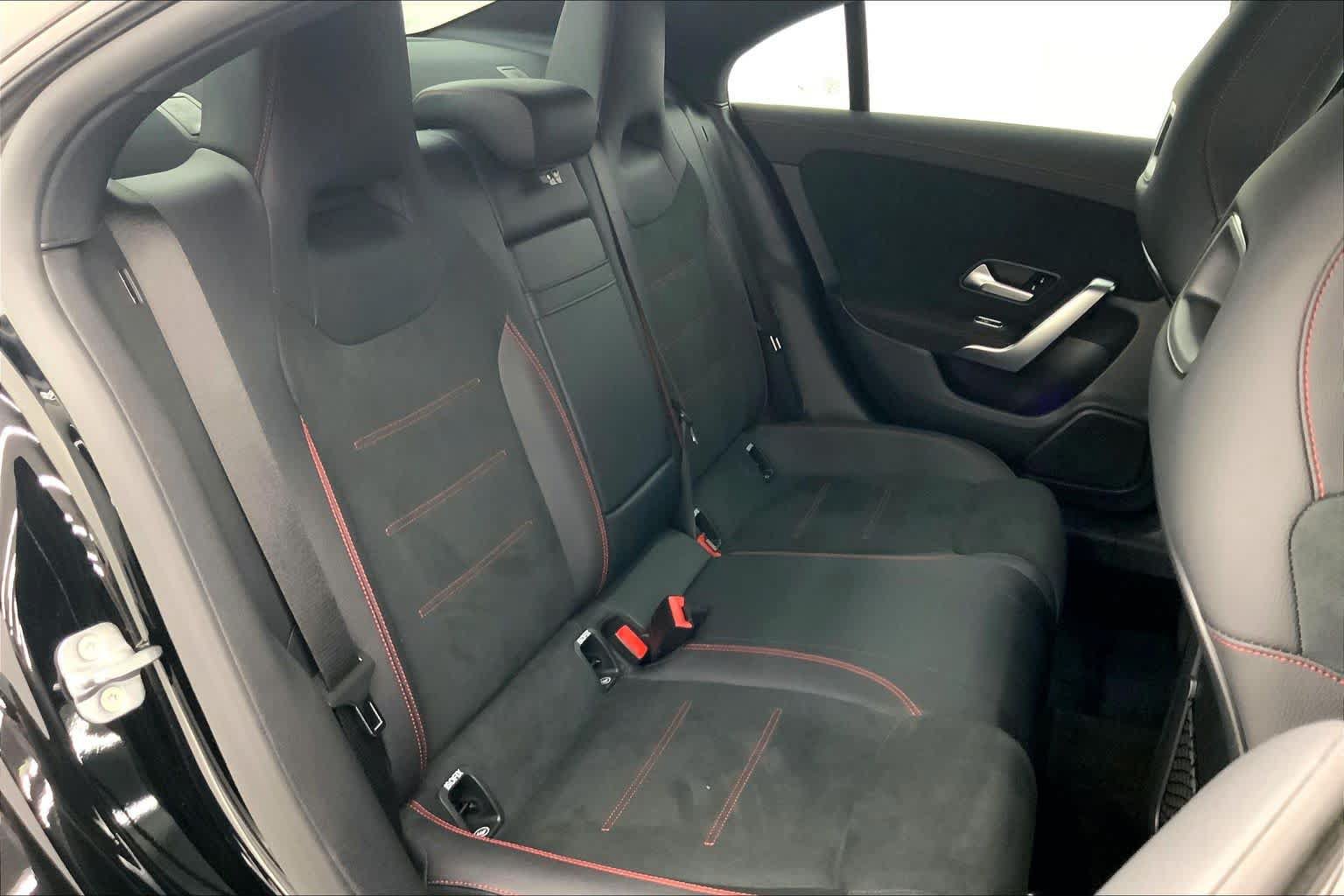 Certified 2023 Mercedes-Benz CLA 35 AMG 4MATIC image 13