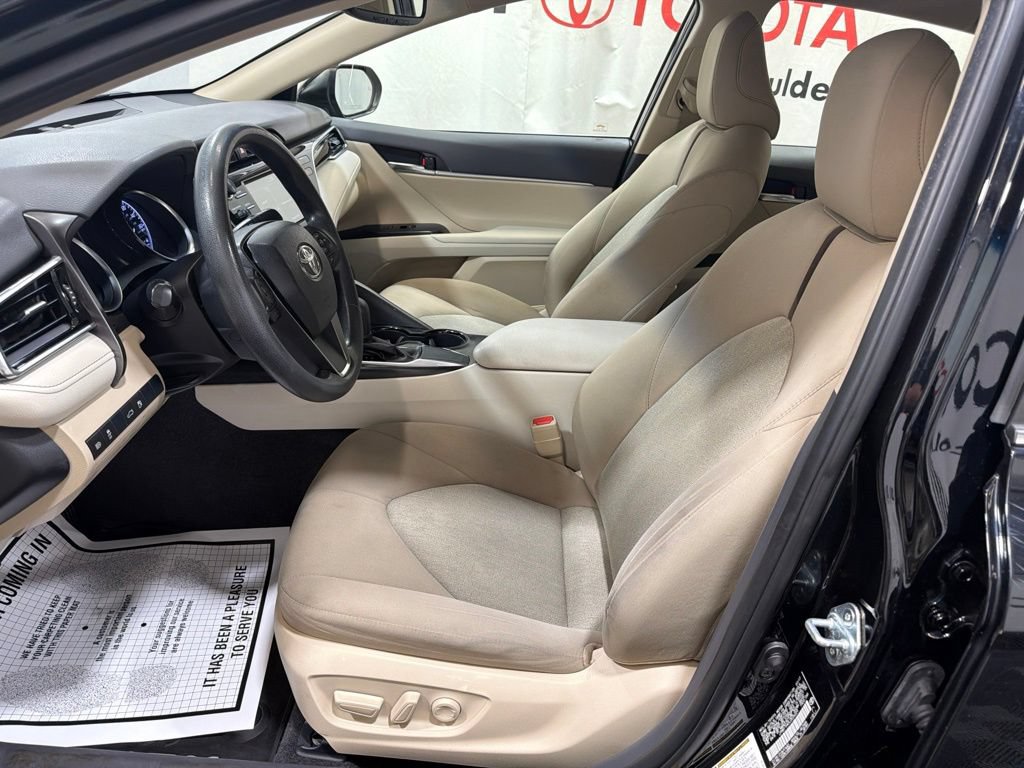 Used 2018 Toyota Camry LE w/ Convenience Package FWD image 22