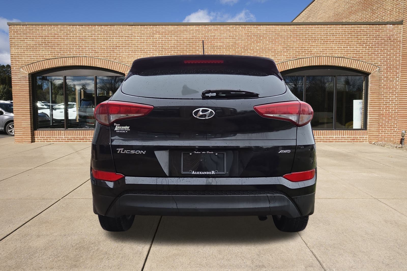 Used 2016 Hyundai Tucson SE w/ Option Group 02 image 4