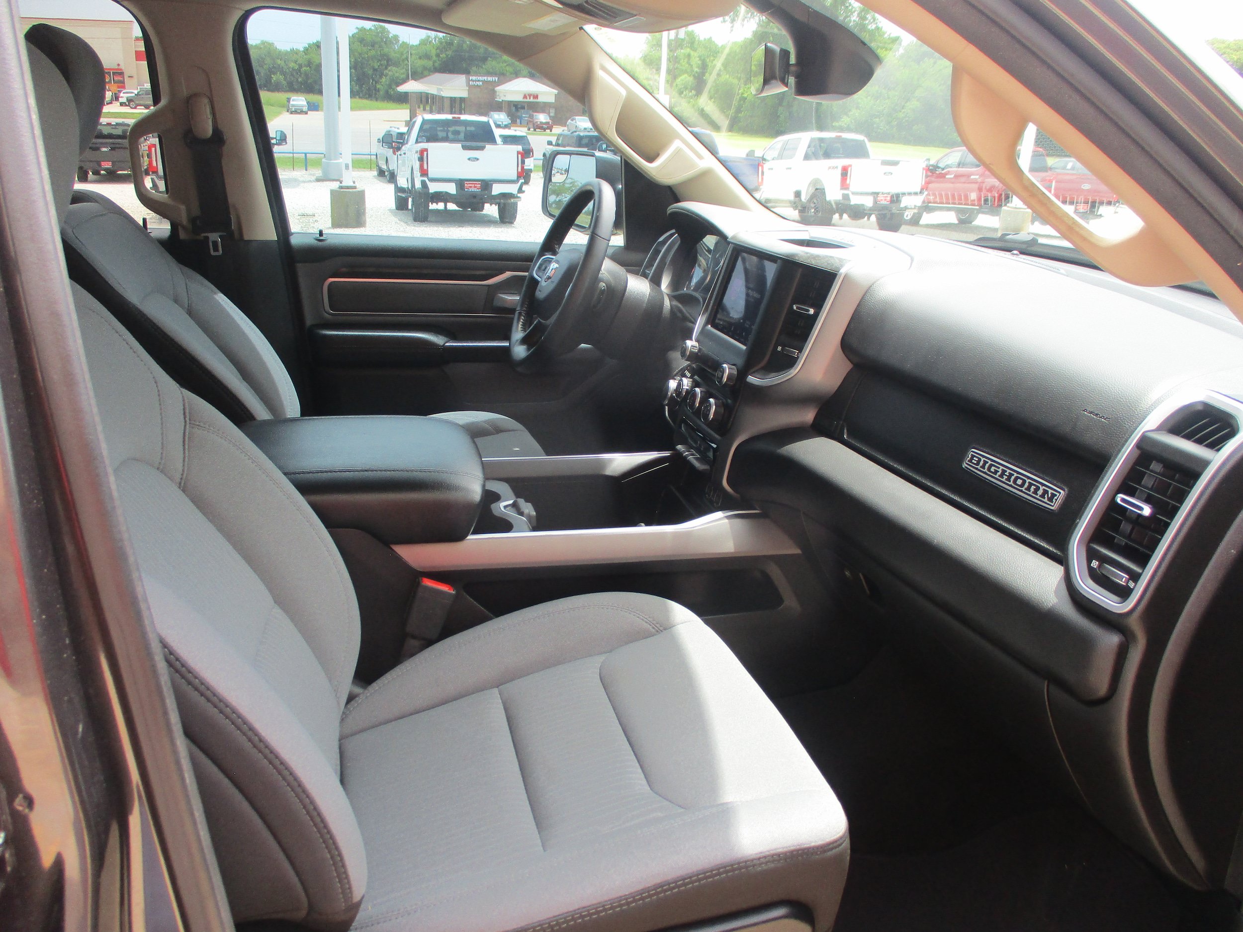 Used 2020 RAM 1500 Big Horn AWD/4WD image 9