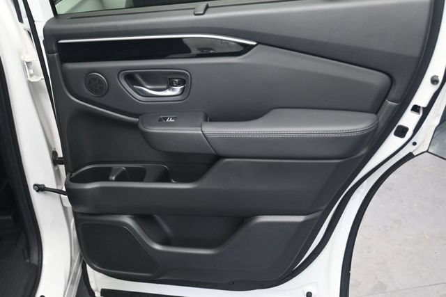 Used 2025 Honda Pilot EX-L image 19