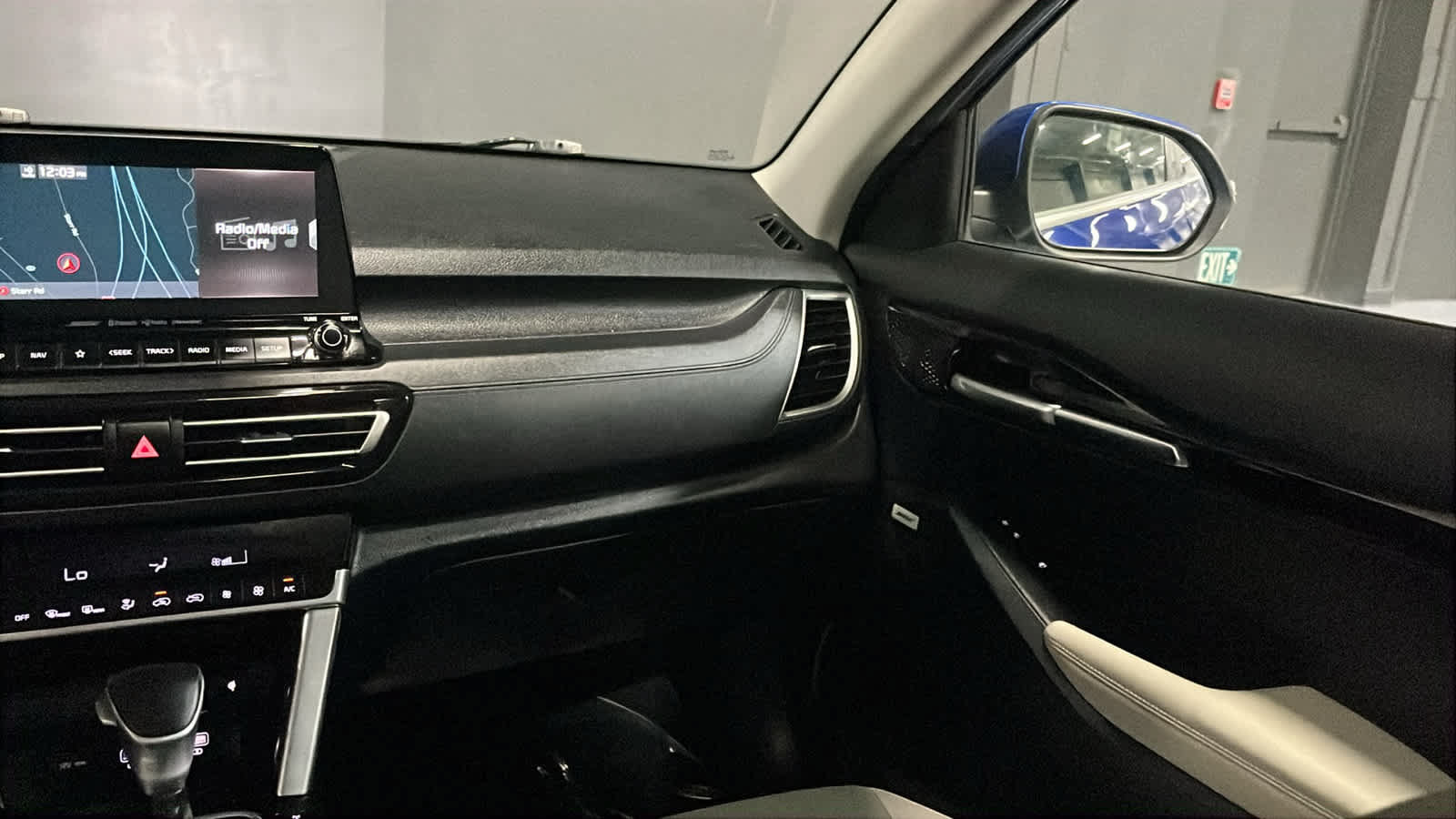 Used 2021 Kia Seltos SX w/ SX Sunroof Package AWD/4WD image 27