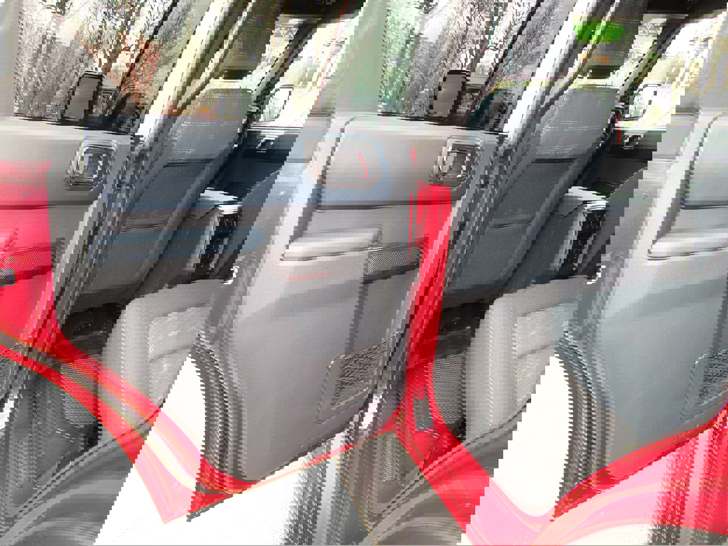 Used 2025 Ford Bronco Heritage Edition image 14