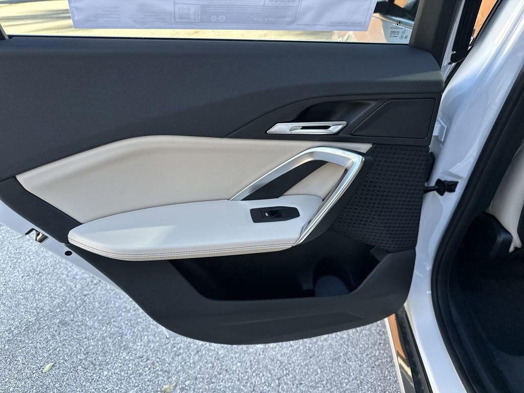Used 2025 BMW X1 xDrive28i w/ Convenience Package image 31