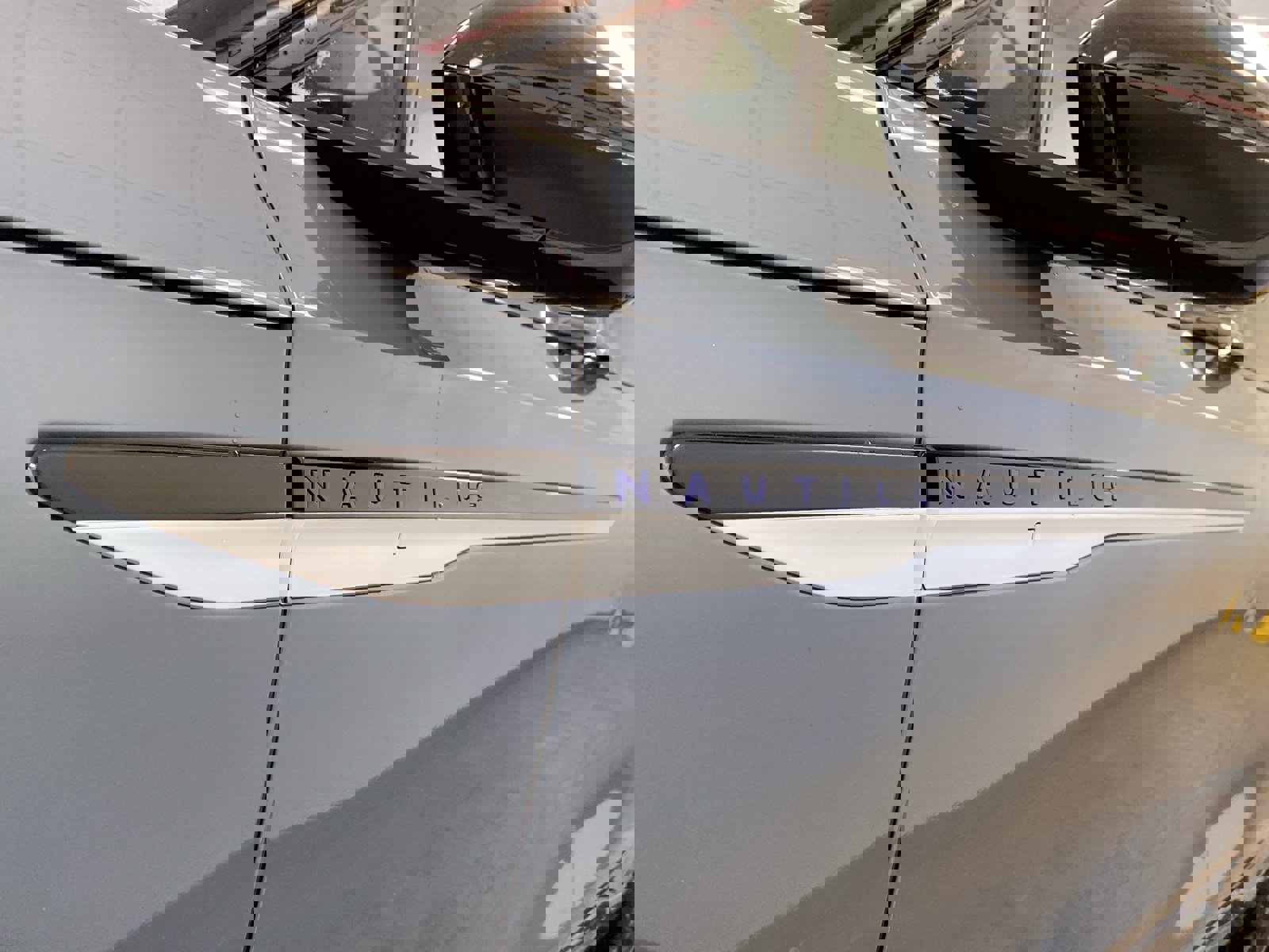 New 2026 Lincoln Nautilus Reserve AWD/4WD image 13