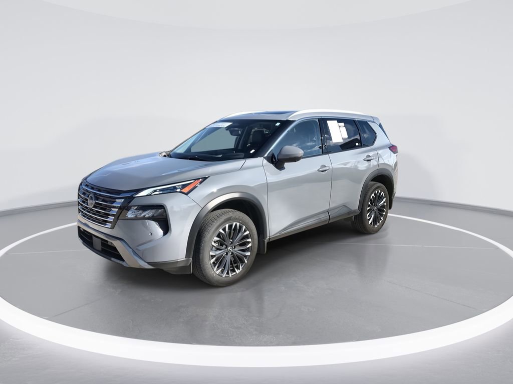 Certified 2025 Nissan Rogue SL w/ Tech Package image 4