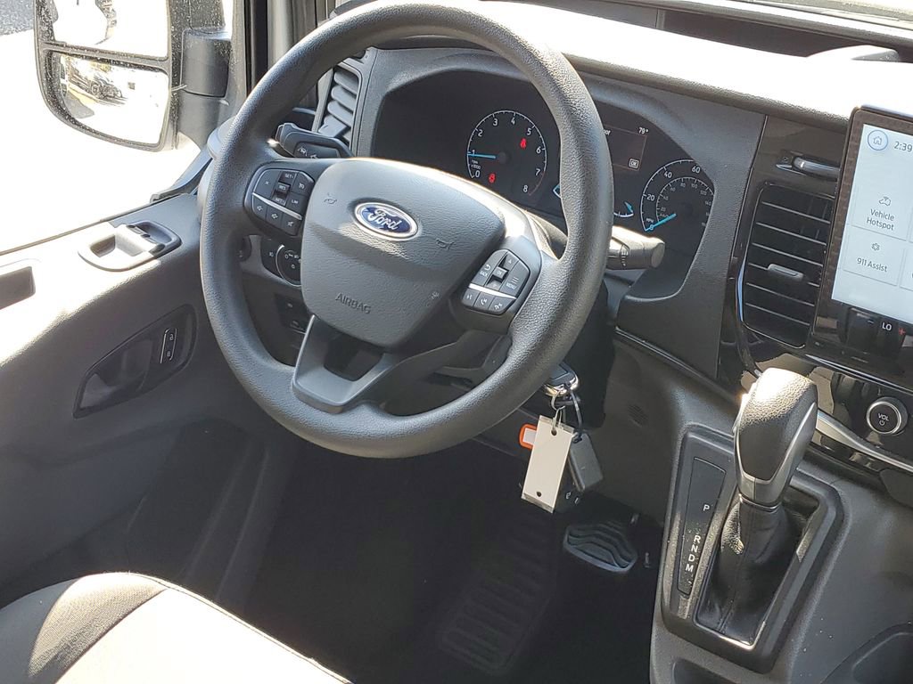 Used 2024 Ford Transit 350 XLT image 11
