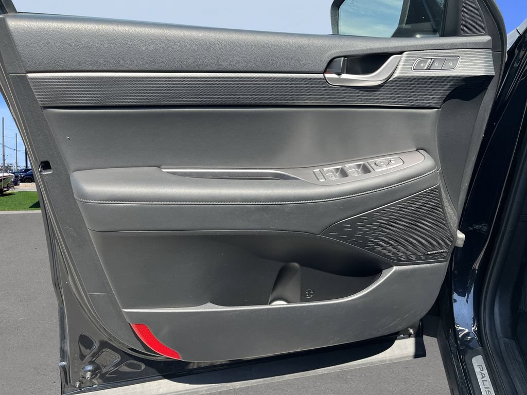 Used 2024 Hyundai Palisade Limited AWD/4WD image 17