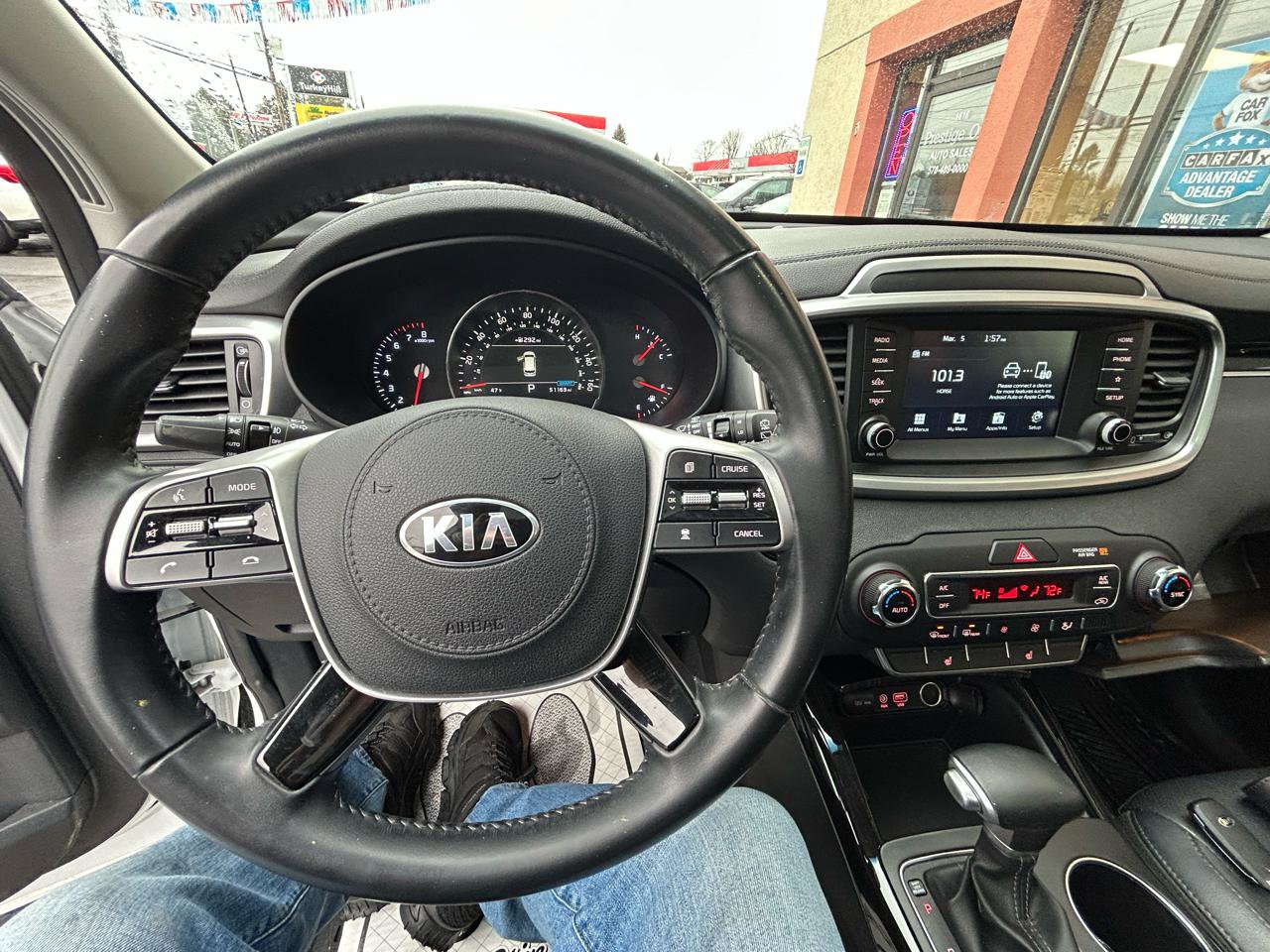 Used 2020 Kia Sorento EX image 11
