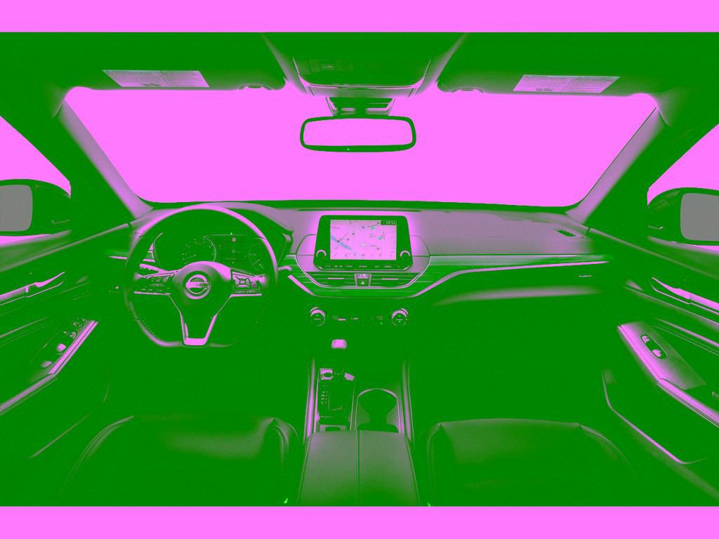 Certified 2021 Nissan Altima 2.5 SV w/ SV Premium Package FWD image 6
