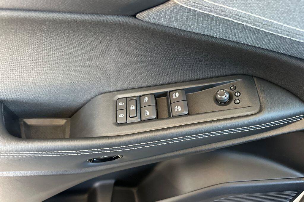 New 2026 Jeep Cherokee Laredo AWD/4WD image 11