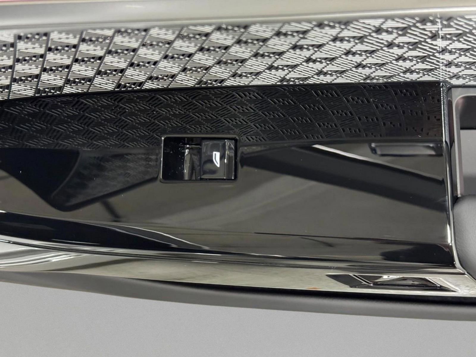 New 2026 BMW i7 xDrive60 w/ Executive Package image 21