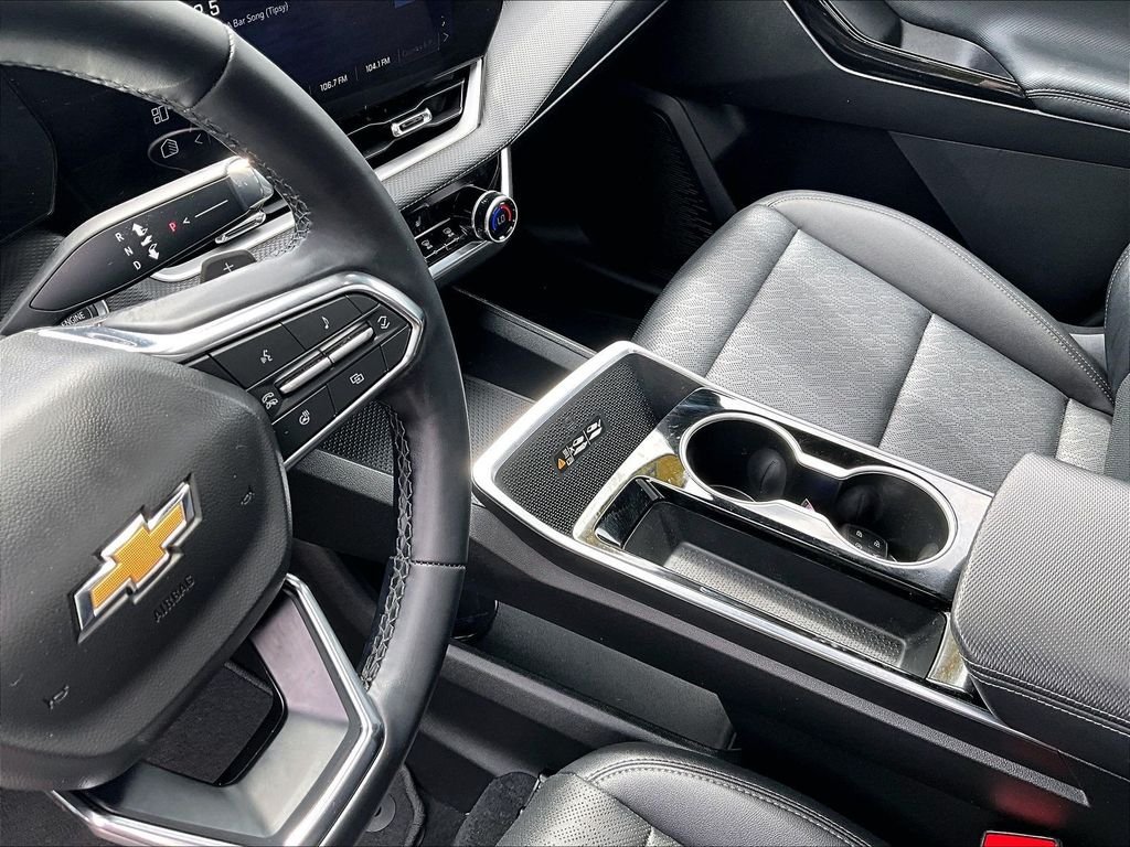 Used 2025 Chevrolet Equinox LT w/ Convenience Package II AWD/4WD image 20