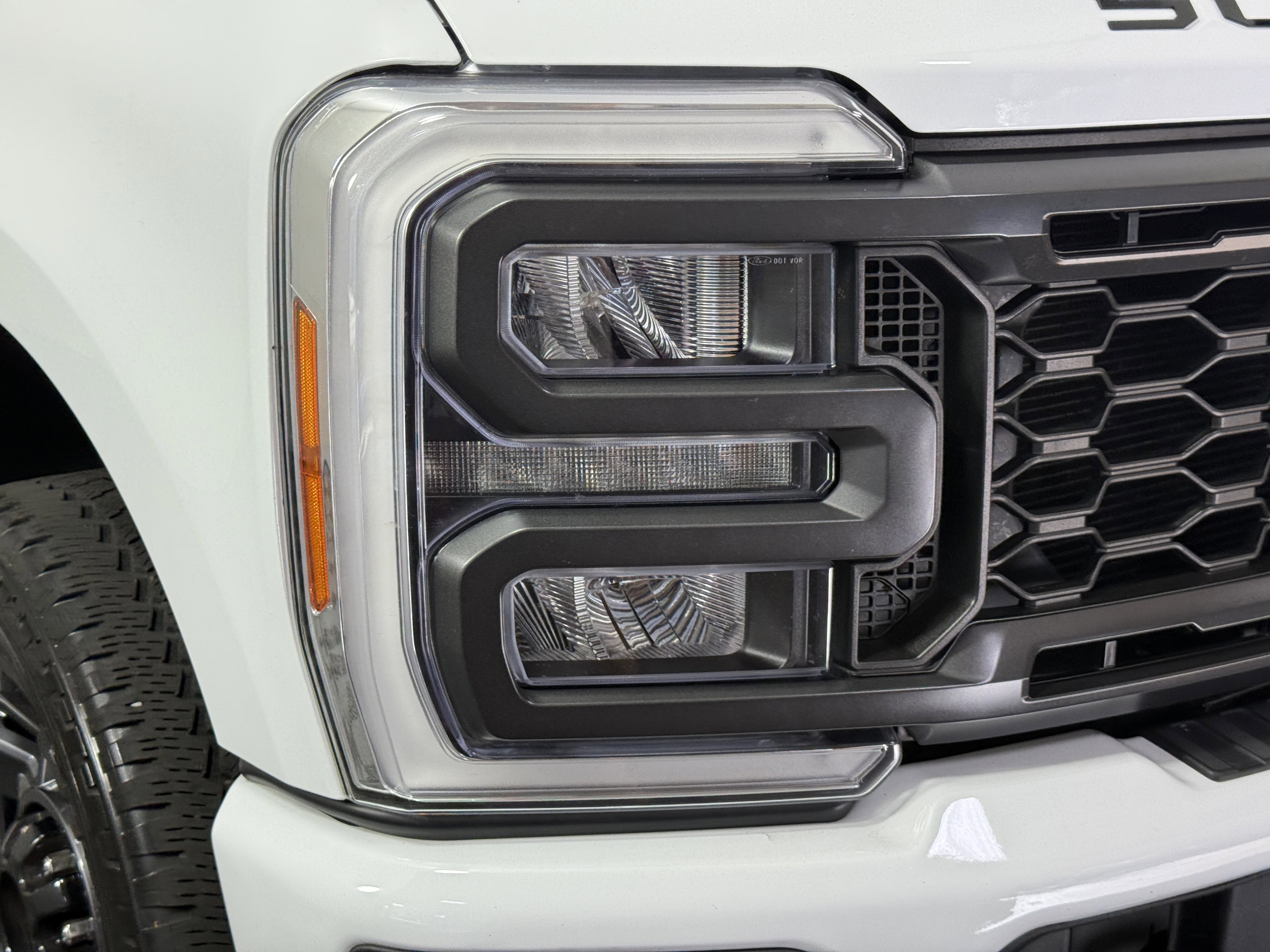 Certified 2023 Ford F250 XL w/ STX Appearance Package AWD/4WD image 7