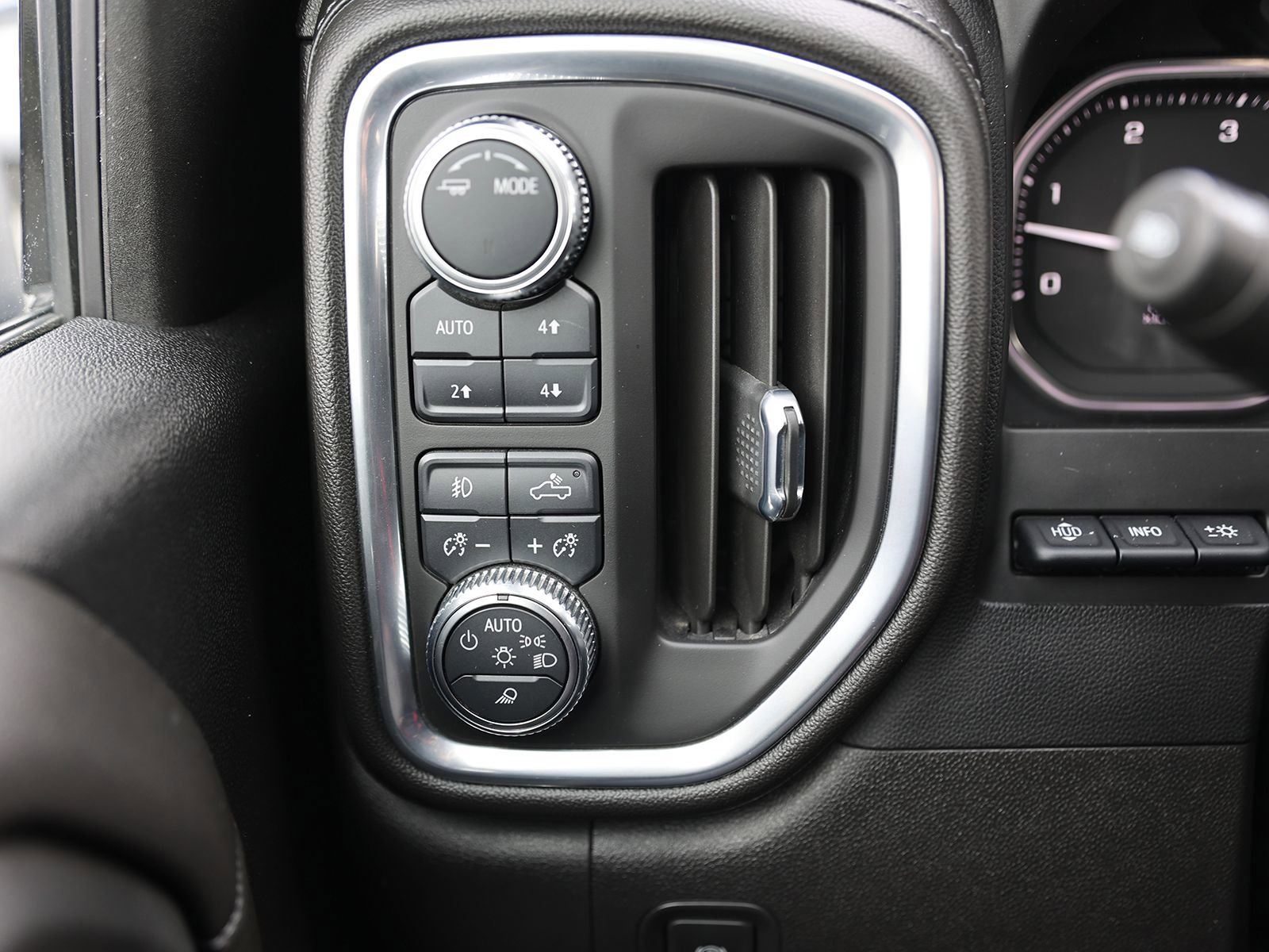 Used 2022 GMC Sierra 2500 Denali w/ Denali Ultimate Package image 41