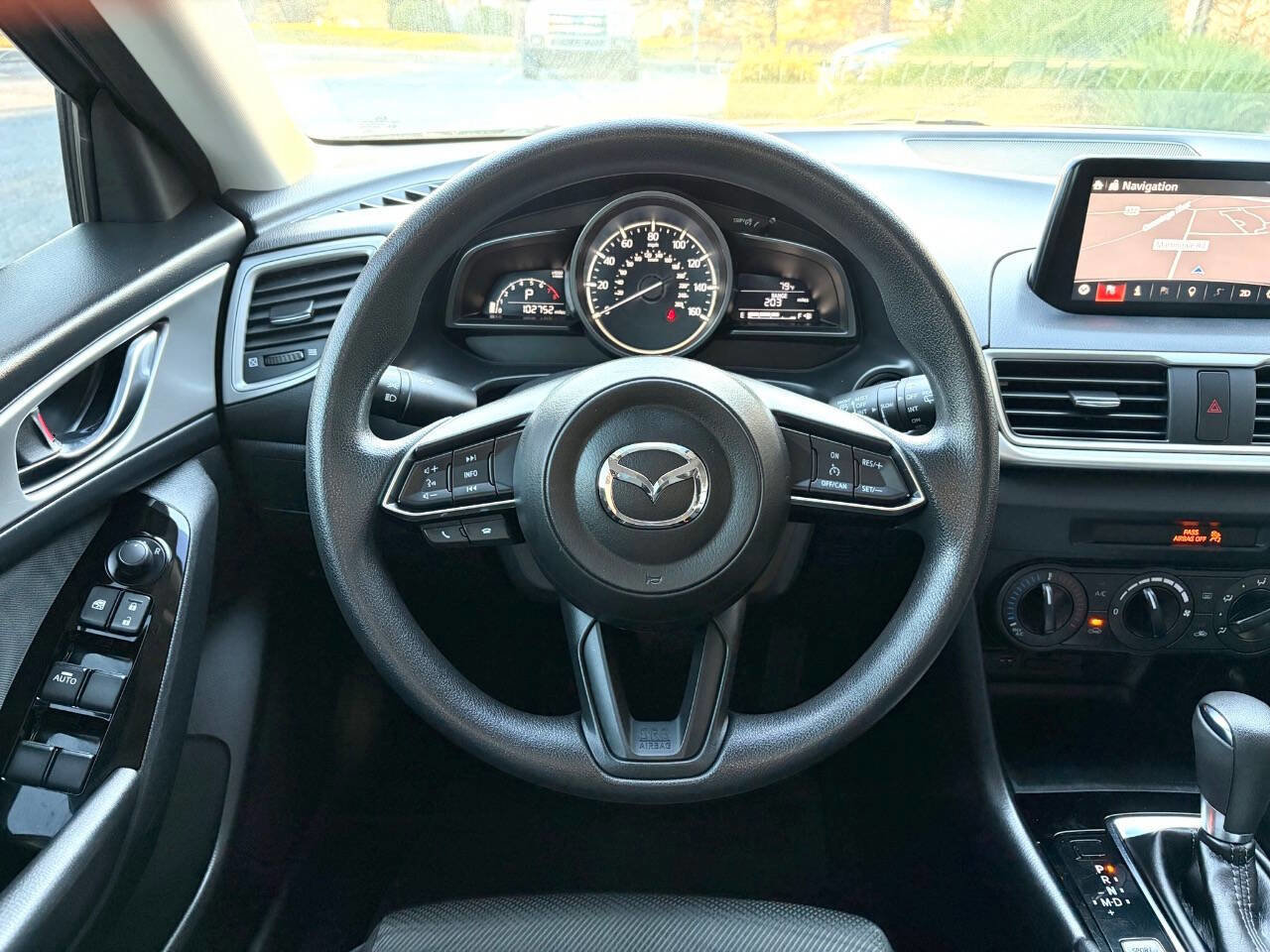 Used 2018 MAZDA MAZDA3 Sport FWD image 14