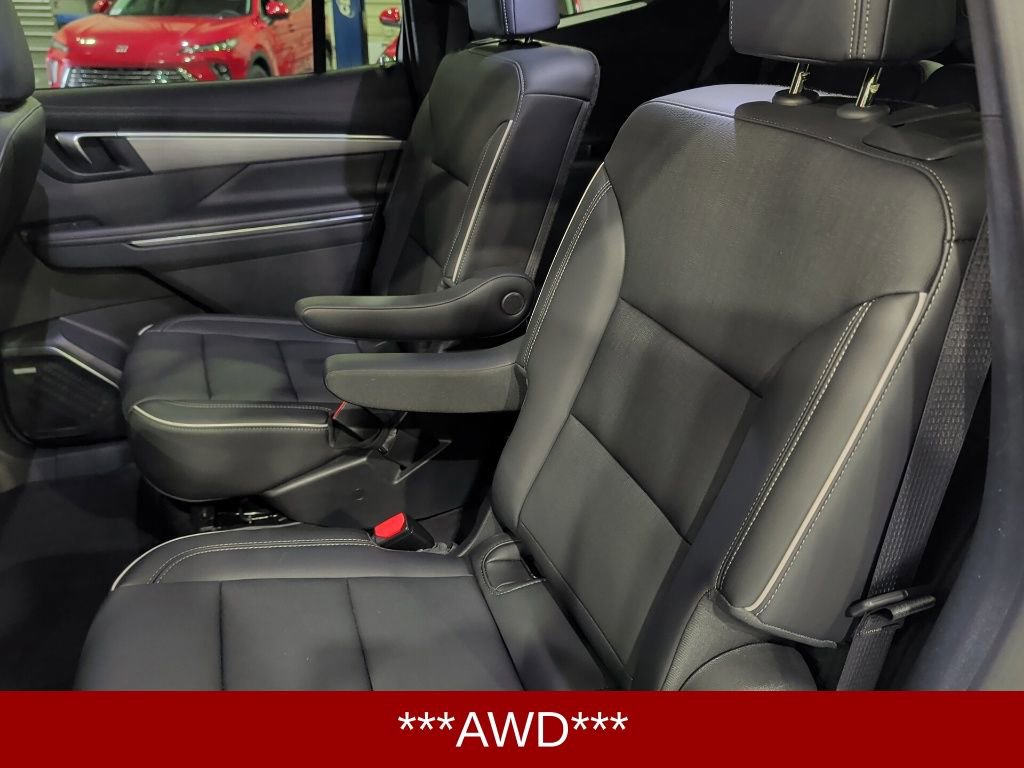 Certified 2025 Buick Enclave Preferred image 16