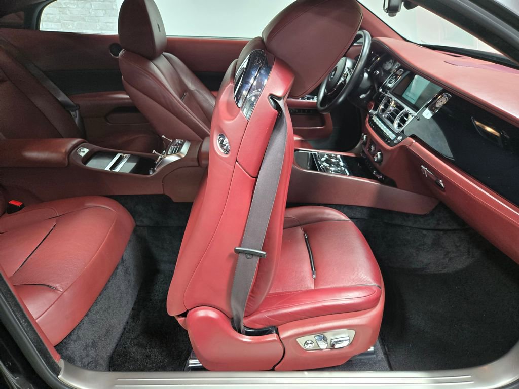 Used 2015 Rolls-Royce Wraith RWD image 47
