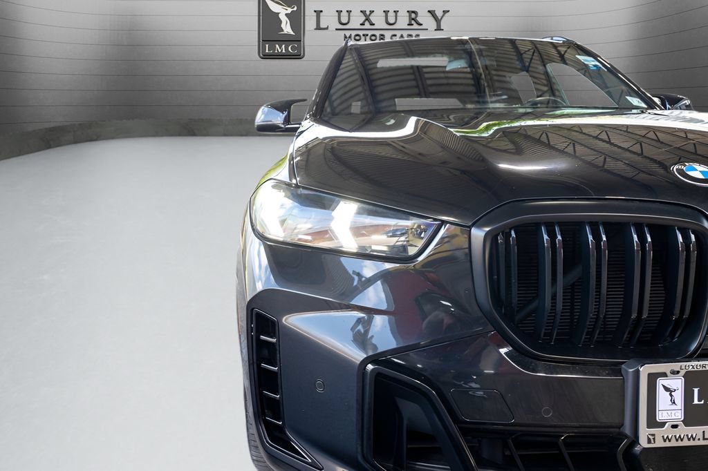 Used 2025 BMW X5 M60i w/ Executive Package AWD/4WD image 15