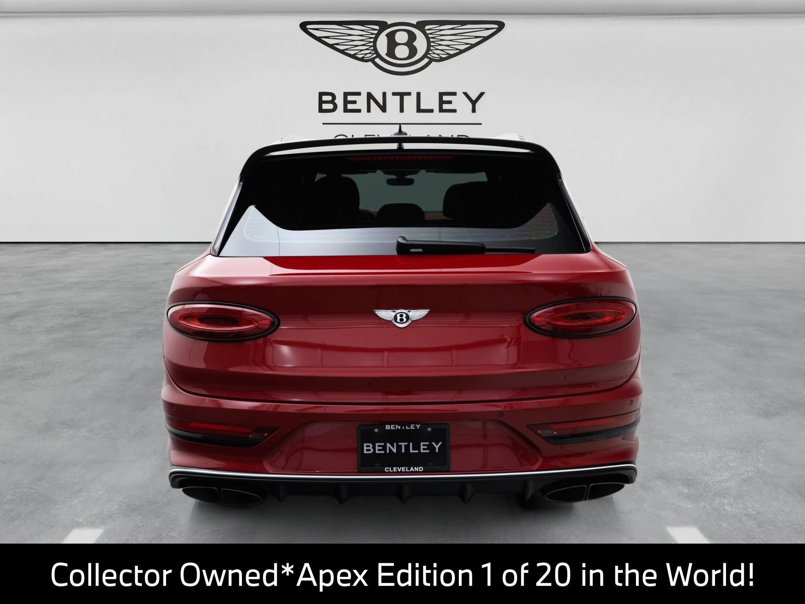 Used 2025 Bentley Bentayga AWD/4WD image 11