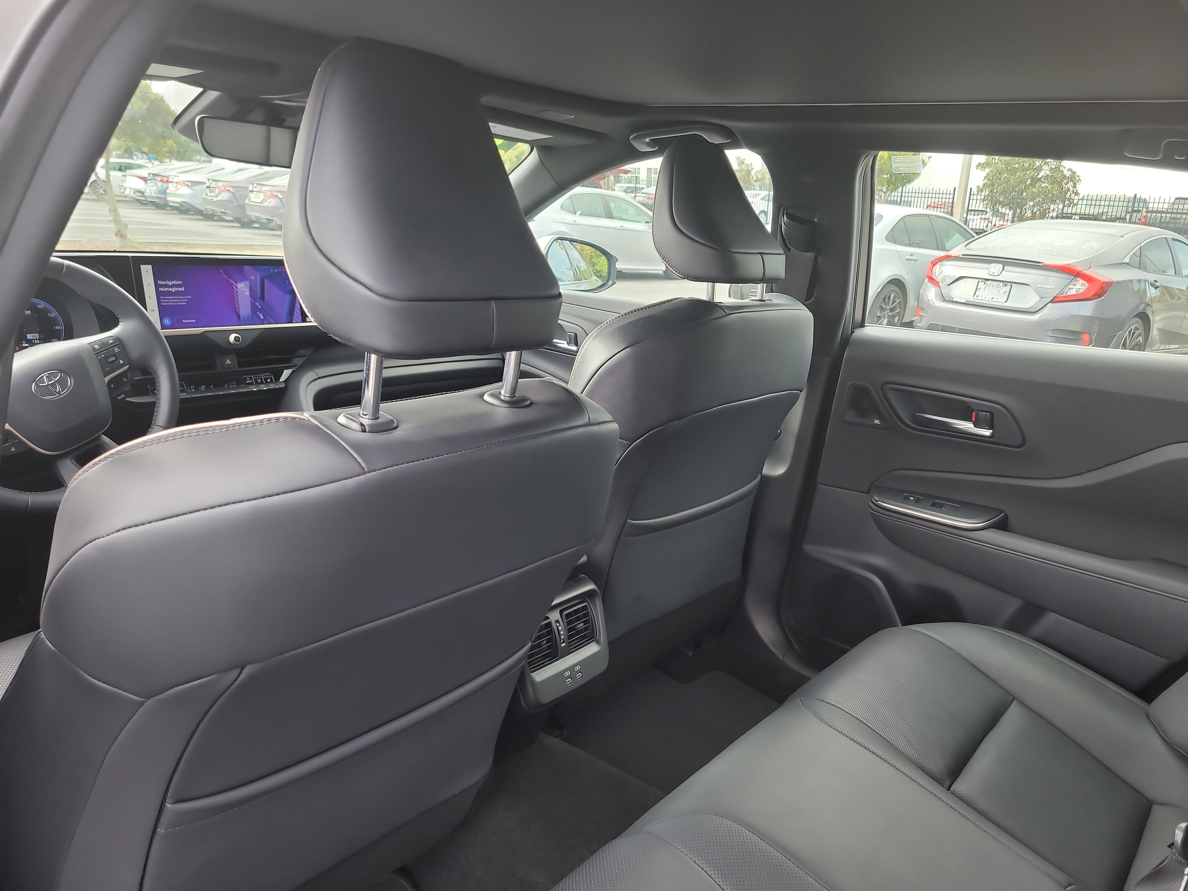 Certified 2023 Toyota Crown Limited image 12