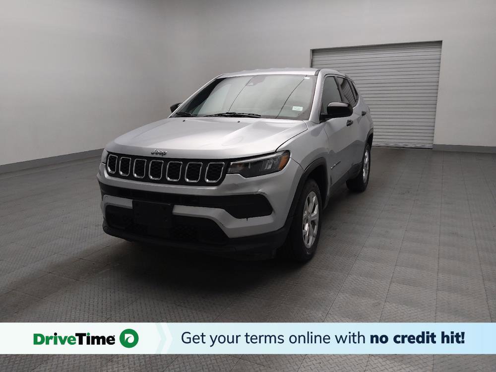 Used 2024 Jeep Compass Sport image 1
