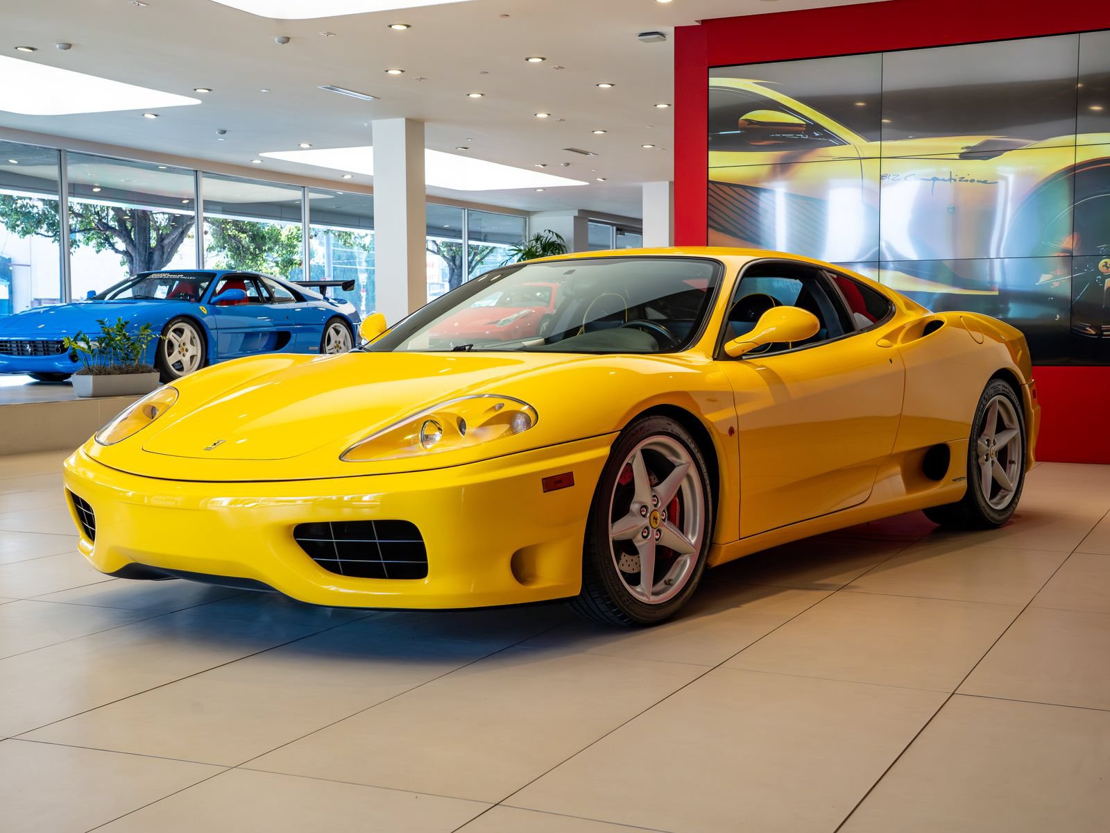 Used 2001 Ferrari 360 Modena RWD image 4