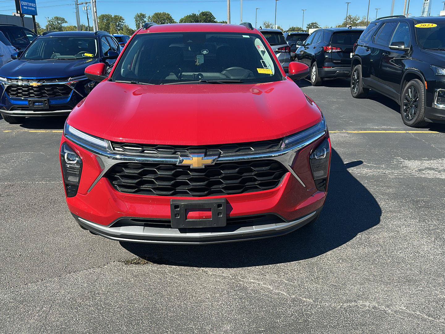Used 2026 Chevrolet Trax LT FWD image 6