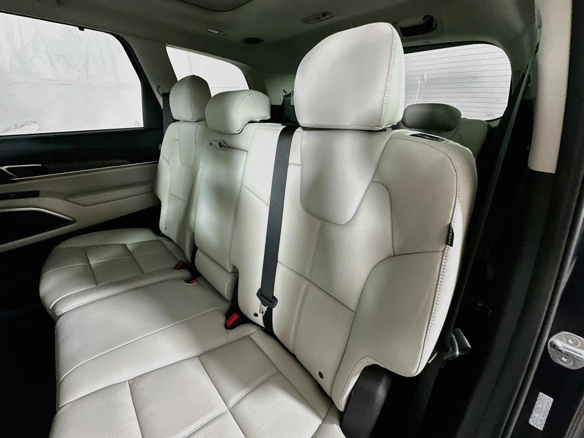 Used 2025 Kia Telluride SX AWD/4WD image 25