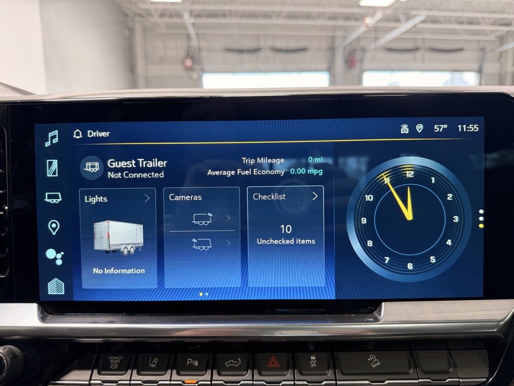 Used 2024 Chevrolet Silverado 2500 LT w/ Midnight Edition image 48