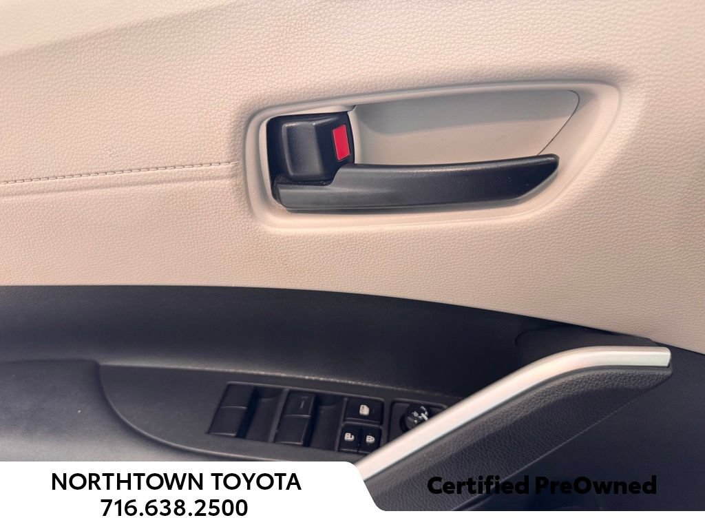 Used 2024 Toyota Corolla Cross LE FWD image 18