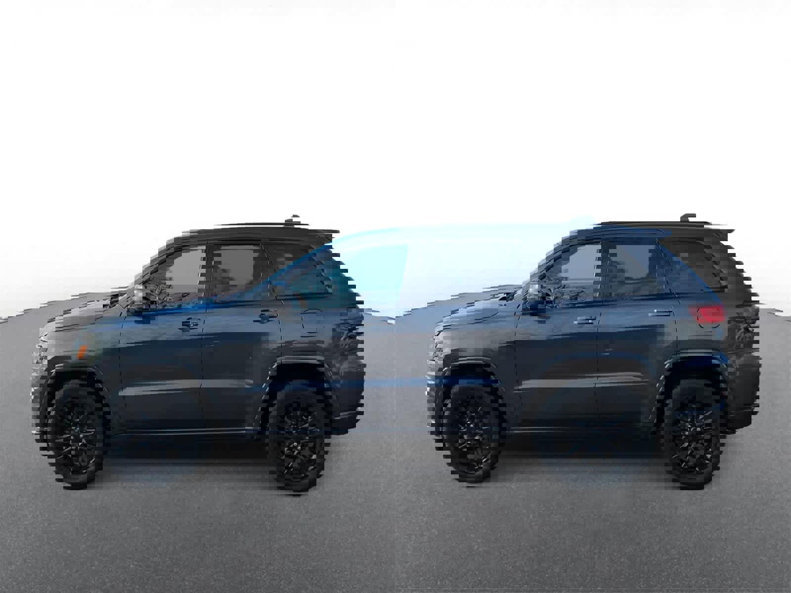 Used 2019 Jeep Grand Cherokee Altitude image 5