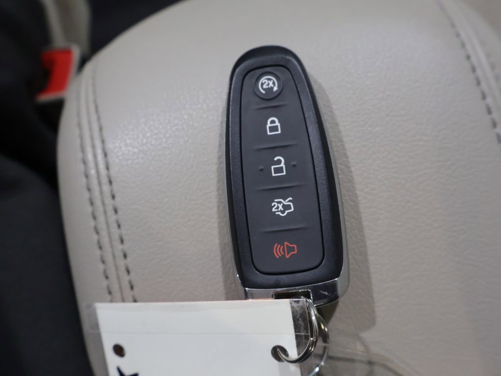 Used 2014 Ford Escape Titanium AWD/4WD image 26