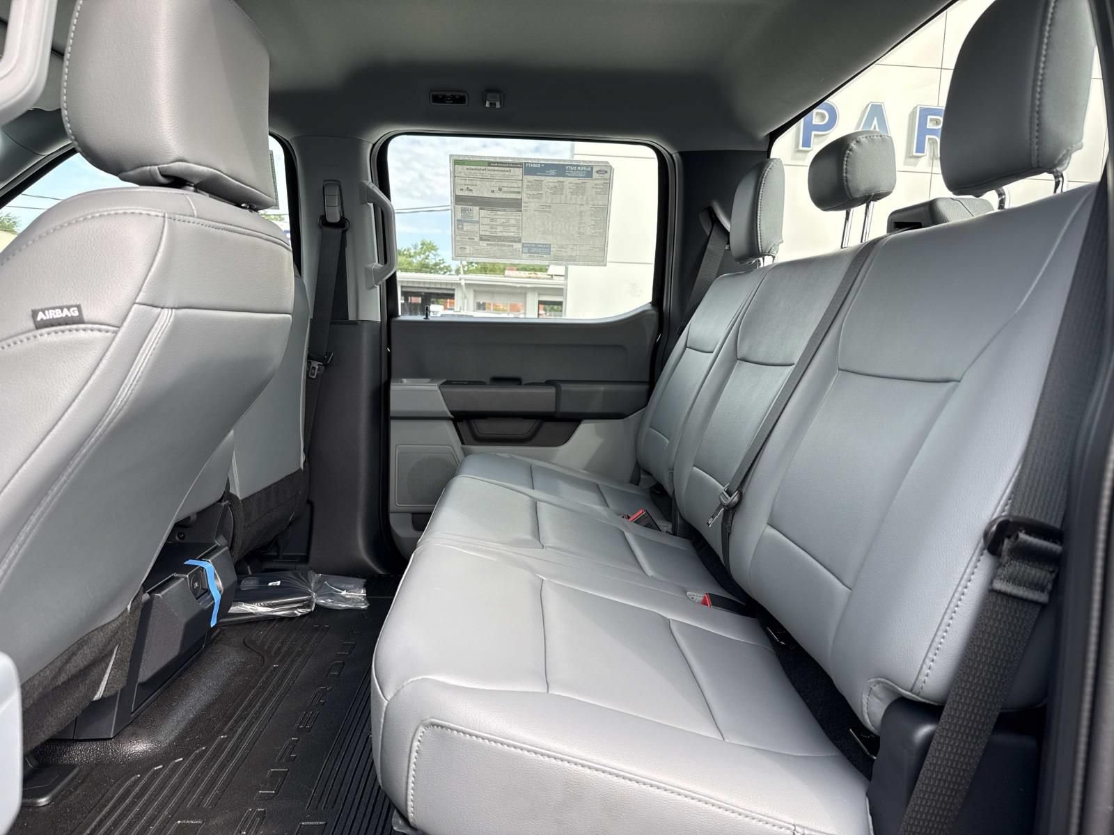 New 2026 Ford F250 XL w/ XL Driver Assist Package AWD/4WD image 11