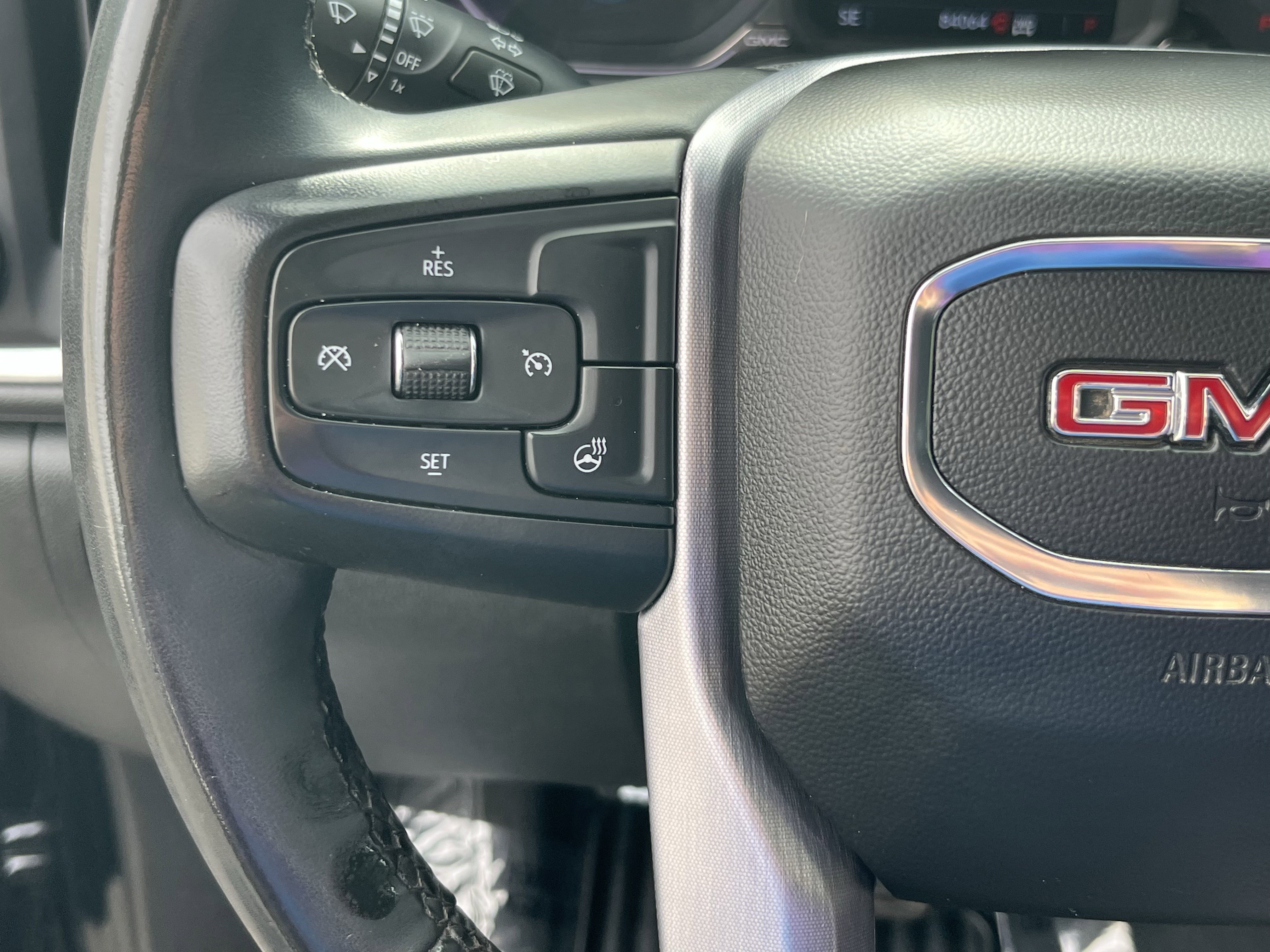 Used 2023 GMC Sierra 3500 SLE w/ Gooseneck/5TH Wheel Package AWD/4WD image 18